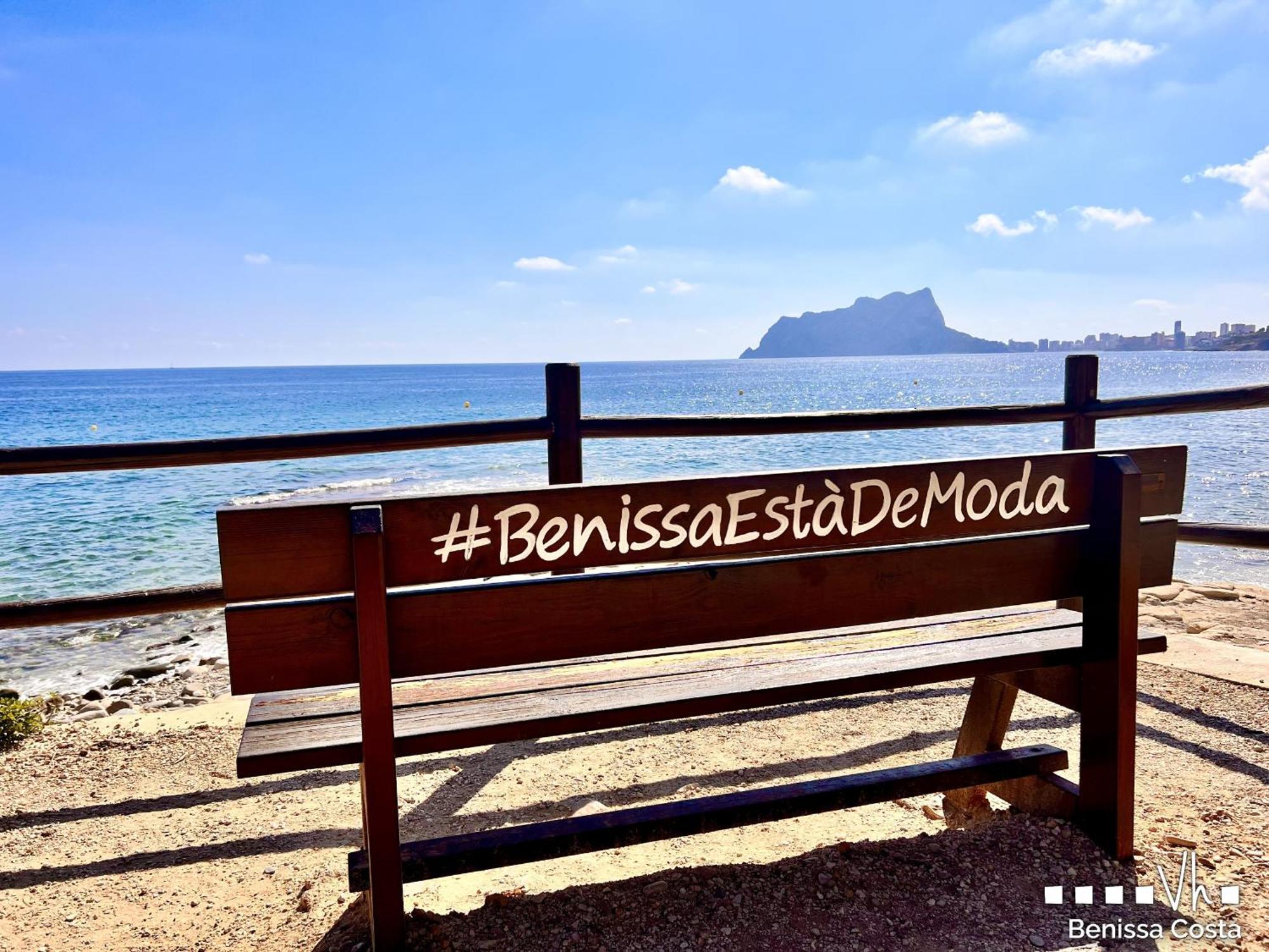 ベニッサ Vh Costablanca - Aguilaヴィラ エクステリア 写真